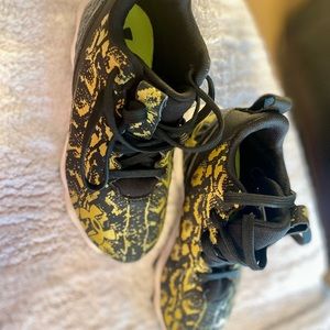 Under Armour Boys Youth Football Cleats